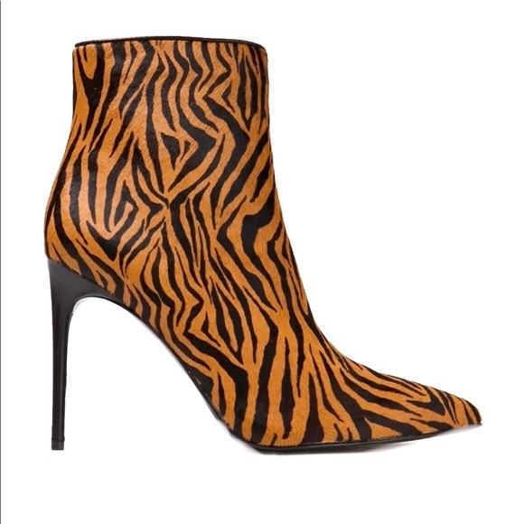 Alice + Olivia Celyn Zebra Print Calf Hair Print Ankle Boots - Picture 1 of 12